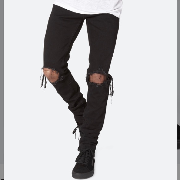 black mnml jeans
